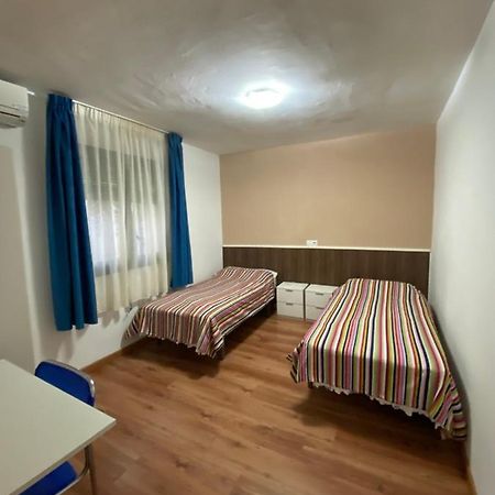 ريوس Hostal Urpi-Oklahoma المظهر الخارجي الصورة